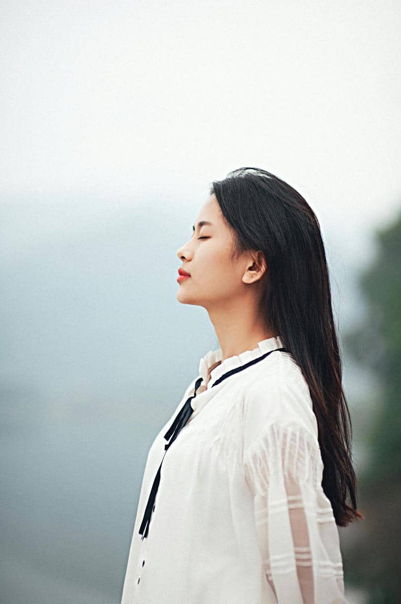 Menarik napas sekaligus meditasi