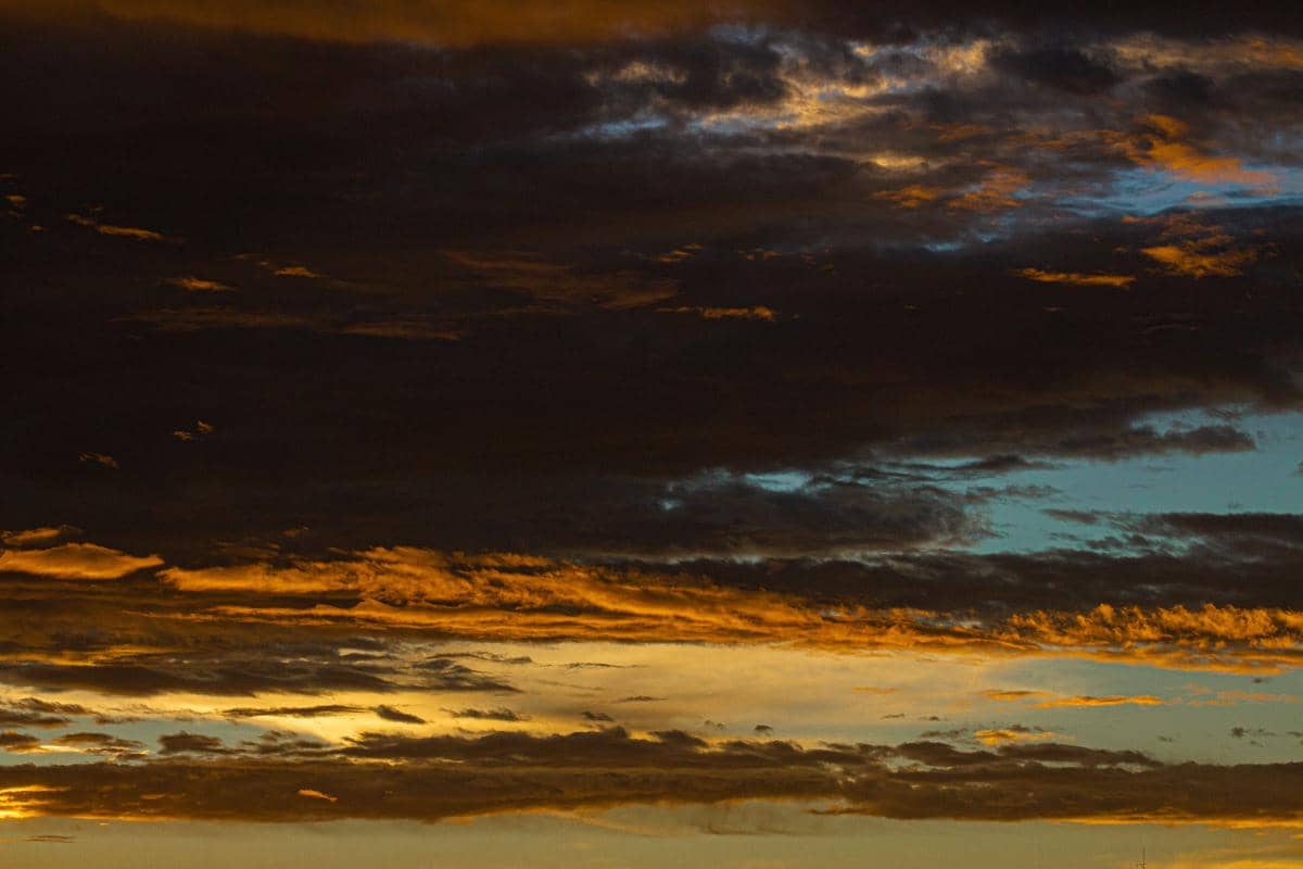 [PUISI] Sisi Gelap Senja