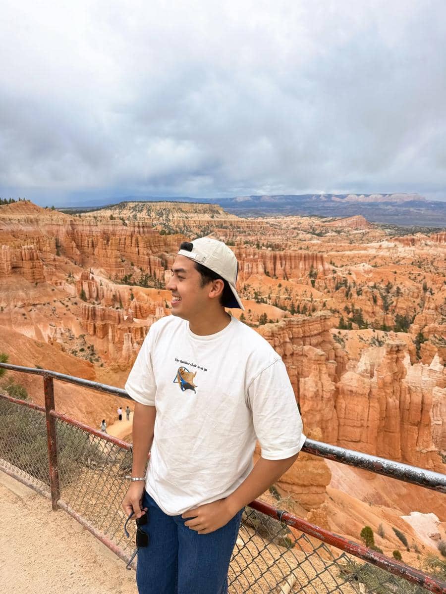 Jerome Polin mengunjungi Bryce Canyon National Park