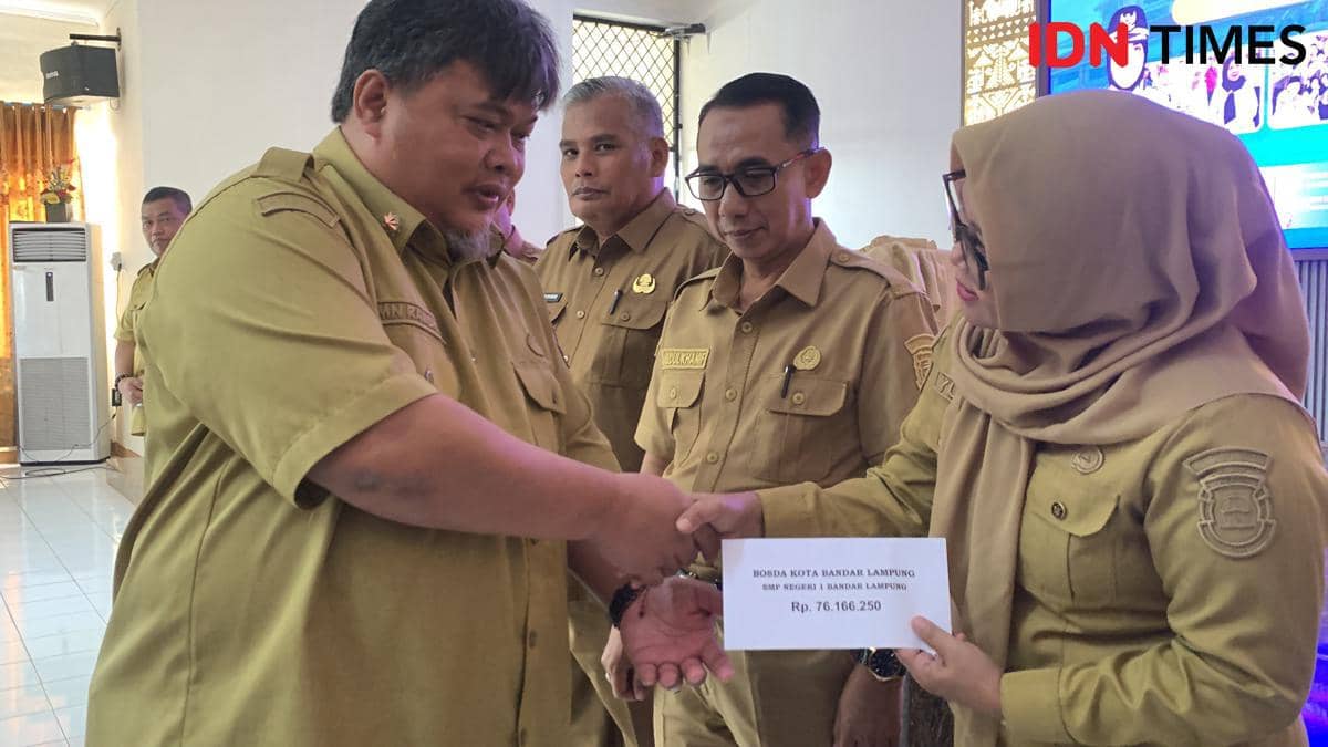 Semua Siswa SMP Negeri Balam Dapat BOSDa Rp300 Ribu, Kamu Termasuk?