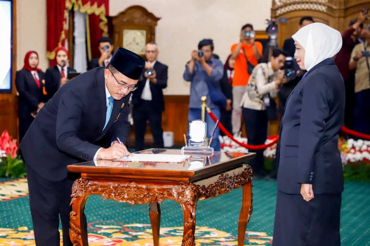 Khofifah Buka Rapor SDM Jatim: AKI 68,7, Stunting 14,7 Persen