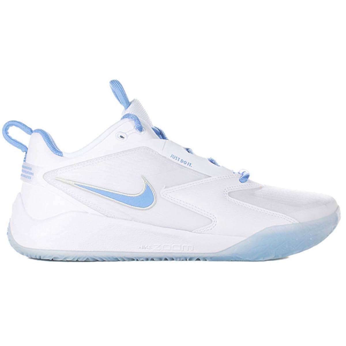 Sepatu Nike Air Zoom Hyperace 3 berwarna putih dengan aksen biru muda dan sol karet transparan untuk performa olahraga optimal.