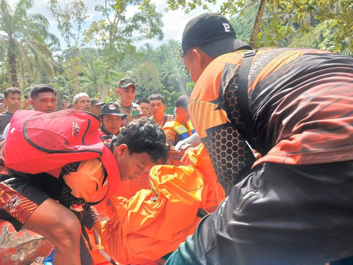 Bocah yang Hanyut di Sungai Aek Natas Ditemukan Meninggal Dunia