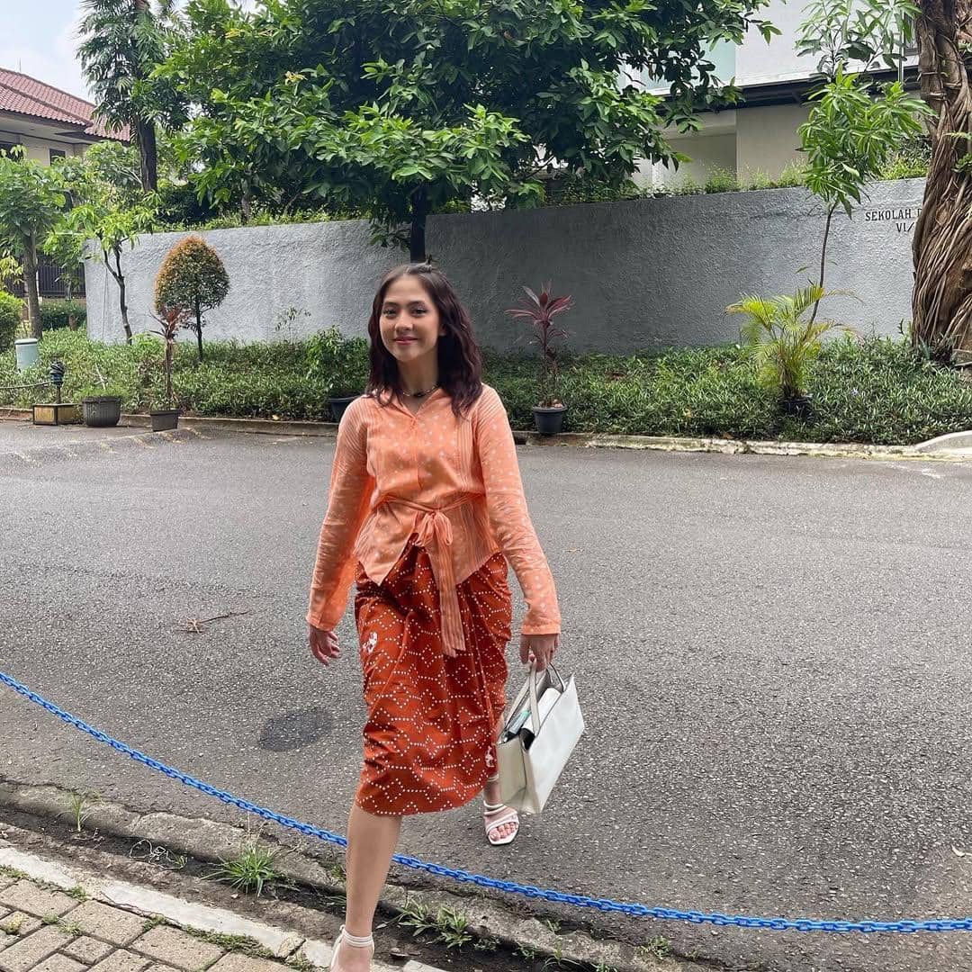koleksi tas Adhisty Zara