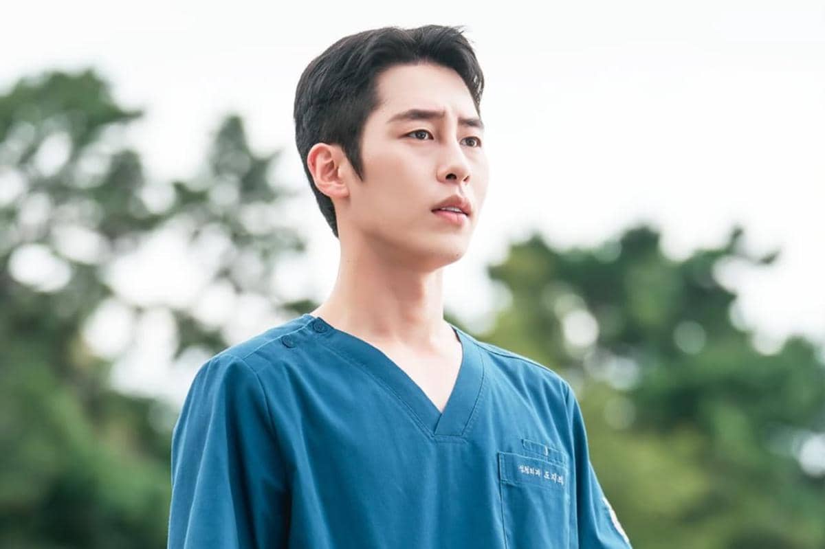 Lee Jae Wook di drakor Doctor On The Edge