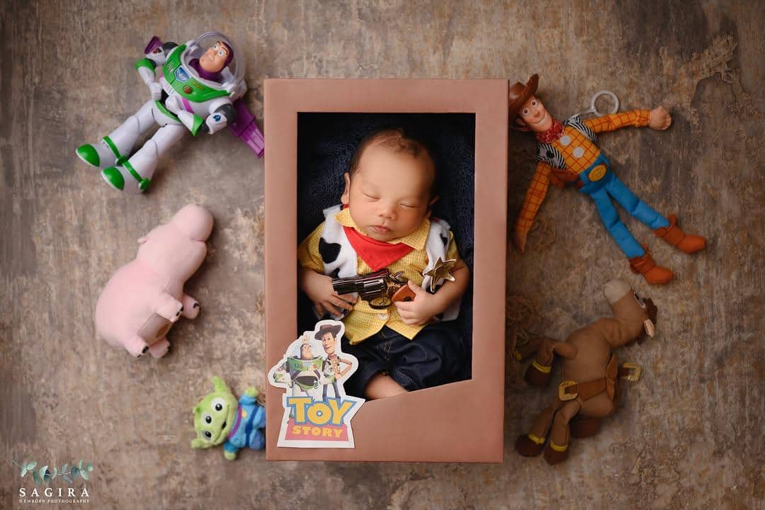 Photoshoot Baby Arash, anak Thariq dan Aaliyah