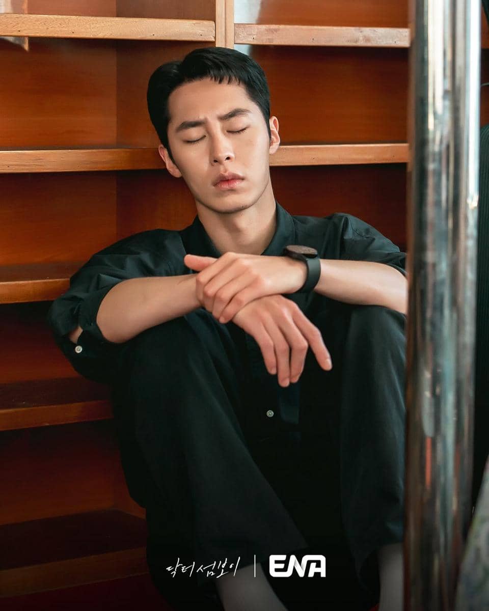 Cuplikan drama Doctor on the Edge (instagram.com/ ena_drama)
