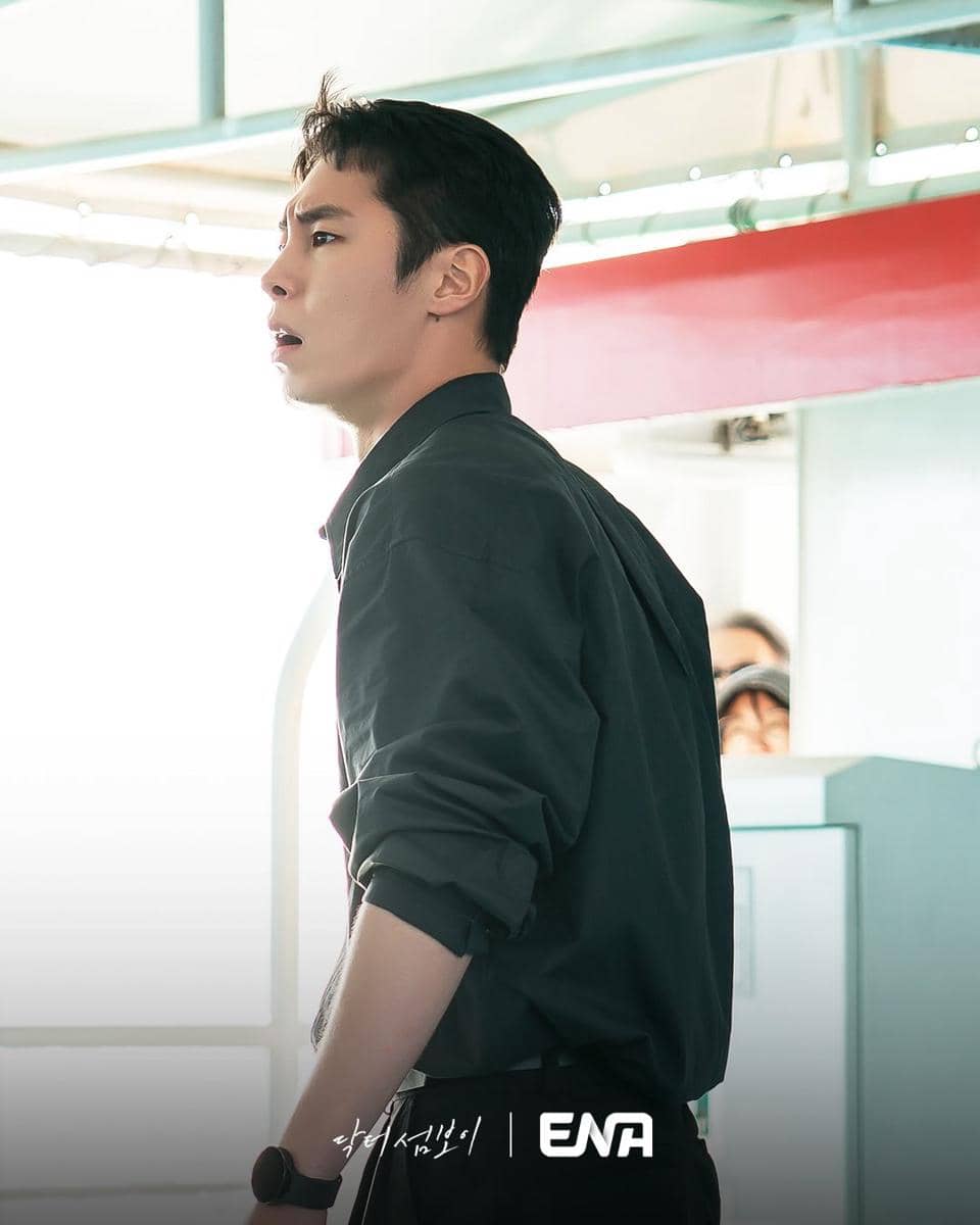 Cuplikan drama Doctor on the Edge (instagram.com/ ena_drama)