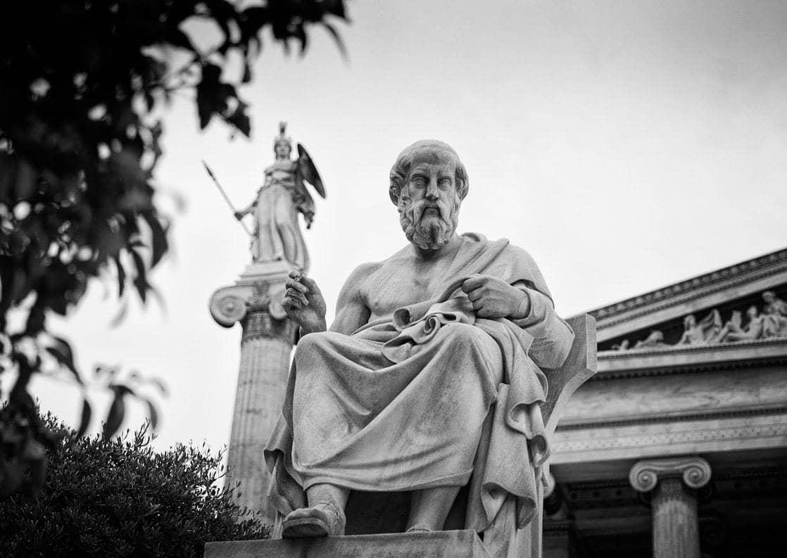 30 Quotes Plato yang Relate di Kehidupan Masa Kini