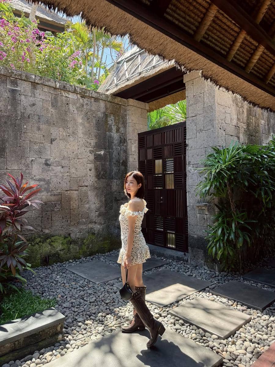 potret Kwon Eunbi liburan di Bali
