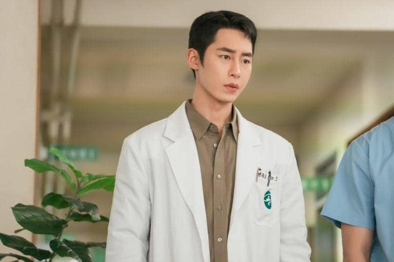 7 Misteri Kehidupan Do Ji Ui di Doctor on The Edge, Punya Trauma 