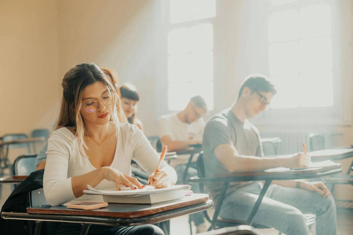 5 Penyesalan Maba yang Baru Disadari setelah Semester Berakhir