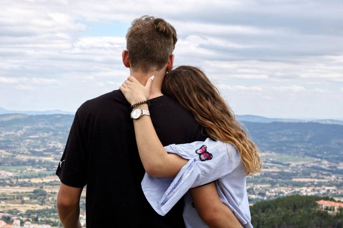 4 Zodiak yang Punya Secure Attachment Style, Elemen Tanah Juaranya!