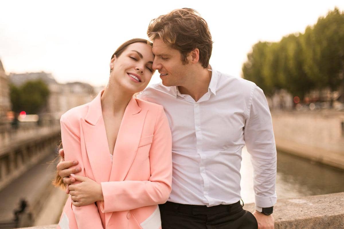 Ilustrasi couple