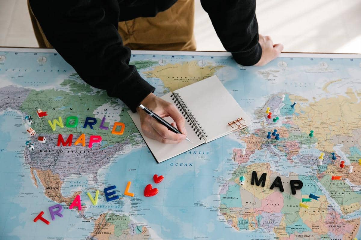 ilustrasi rencana traveling