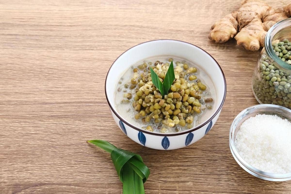 ilustrasi es kacang hijau pandan