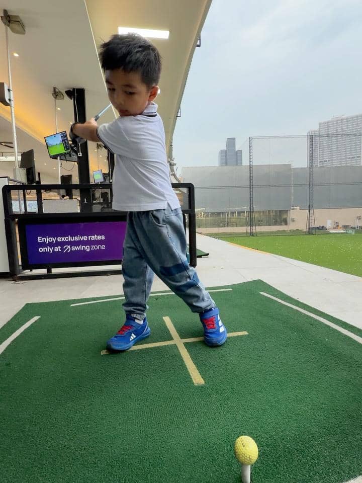 Dante anak Chelsea Olivia raih juara di turnamen golf junior