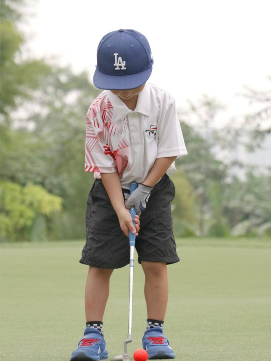 Dante anak Chelsea Olivia raih juara di turnamen golf junior