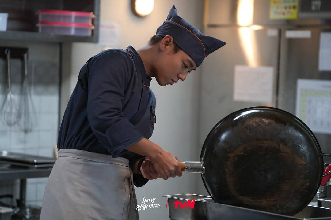 cuplikan drama The Legend of Kitchen Soldier