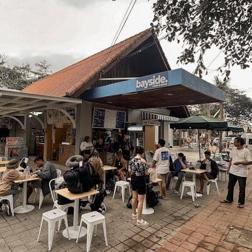 suasana Bayside Coffee & Eatery (googleusercontent.com/Bayside Coffee & Eatery)