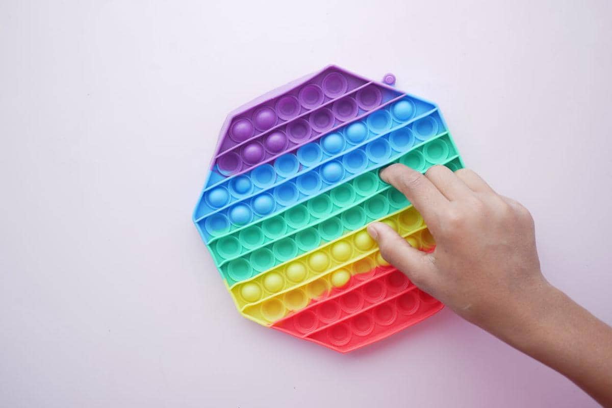 Ilustrasi pop it (pexels.com/Towfiqu barbhuiya)