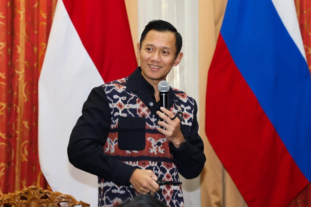 Menko AHY kunjungi KBRI Moskow, berdiiskusi dengan Dubes dan diaspora di Rusia. 