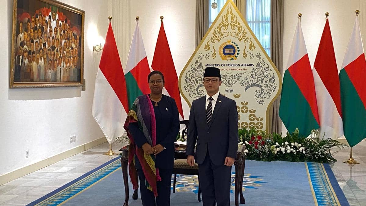 Menlu RI Sugiono menerima Menlu Madagaskar Alice N’Diaye di Gedung Pancasila Kemlu RI, Jakarta, Rabu (3/6/2026). 