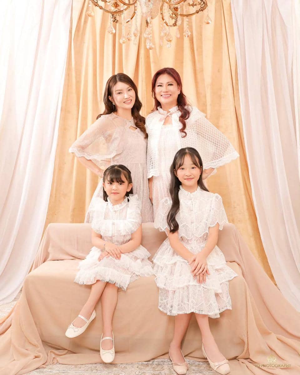 OOTD Ibu-Anak ala Sarwendah (instagram.com/sarwendah29)