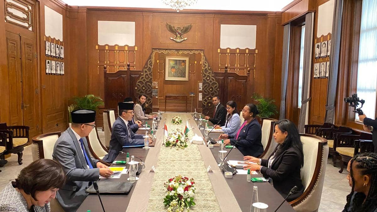 Menlu RI Sugiono menerima Menlu Madagaskar Alice N’Diaye di Gedung Pancasila Kemlu RI, Jakarta, Rabu (3/6/2026). 