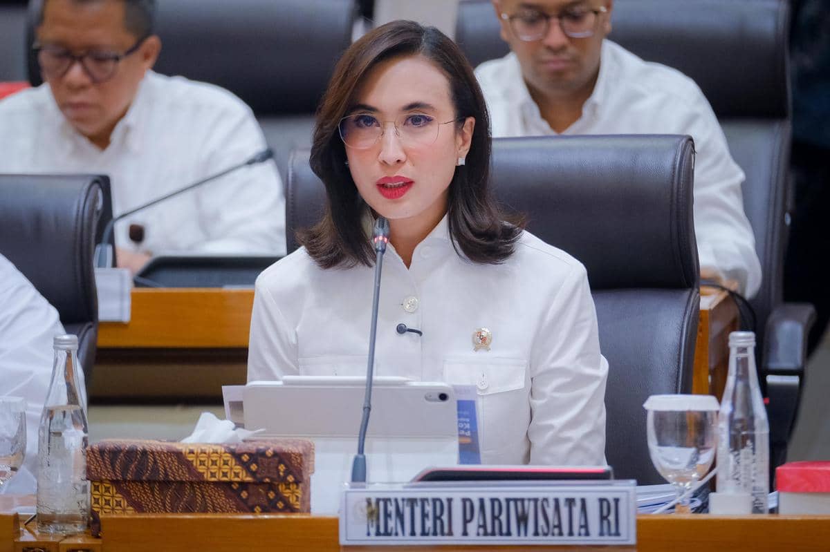 Rapat di DPR, Menpar Klaim Pariwisata RI Terus Tumbuh Sepanjang 2026