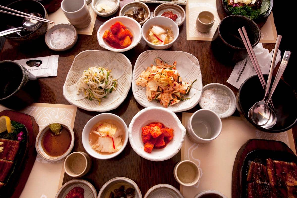 ilustrasi banchan Korea