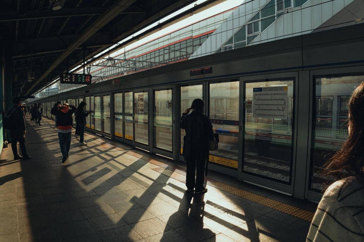 ilustrasi stasiun