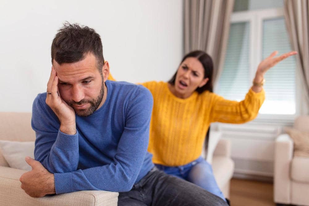 5 Arti Mimpi Bertengkar dengan Istri, Gak Selalu Buruk!