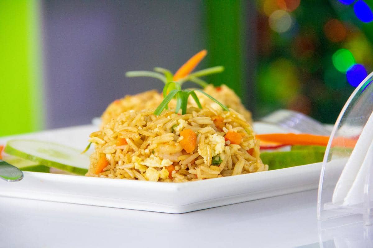 ilustrasi garlic butter rice
