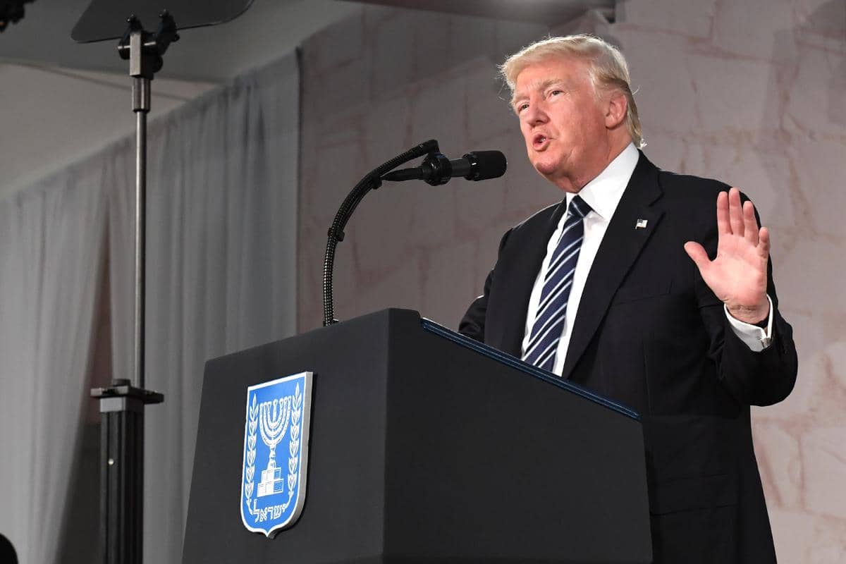 Trump Ancam Setop Gencatan Senjata jika Iran Bunuh Tentara AS