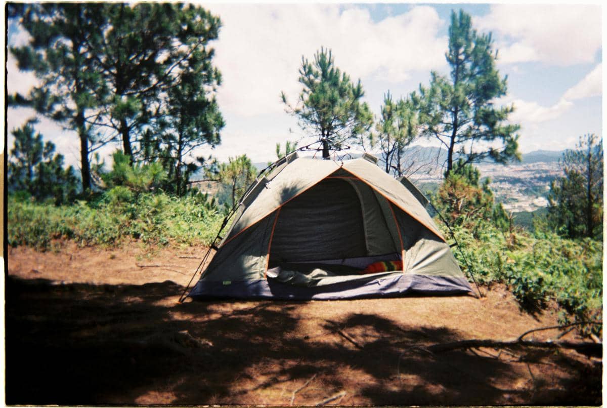 4 Tips Mengurangi Sampah saat Camping agar Selalu Bersih dan Asri