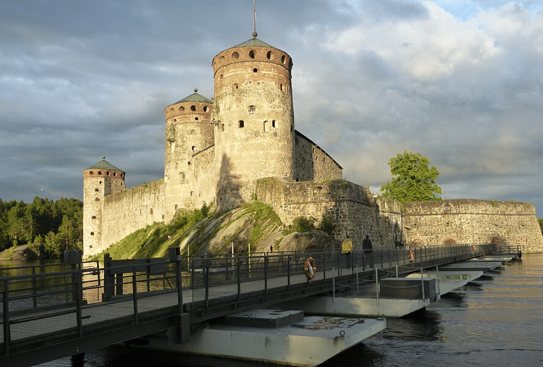 Kastil Olavinlinna, Finladia