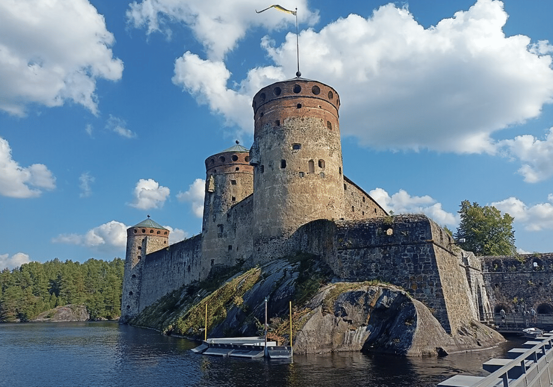 Kastil Olavinlinna, Finladia