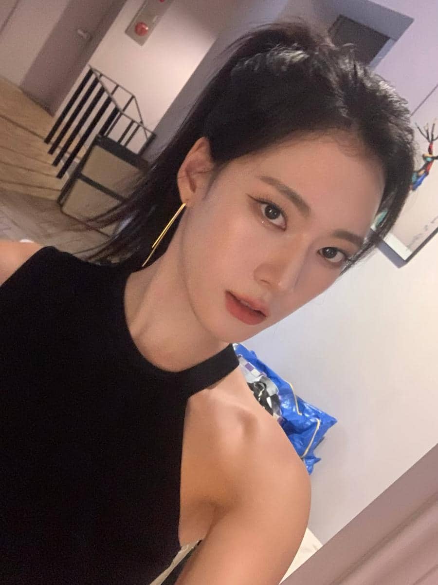Seol Yoon Ji 