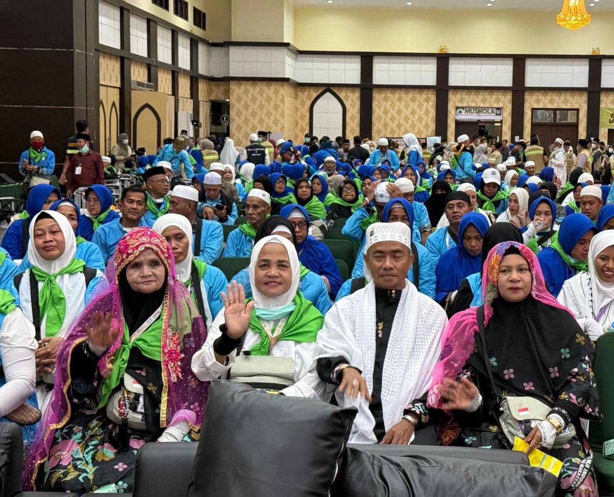Kloter 4 Tiba di Makassar, Satu Jemaah Wajo Masih Dirawat di Makkah