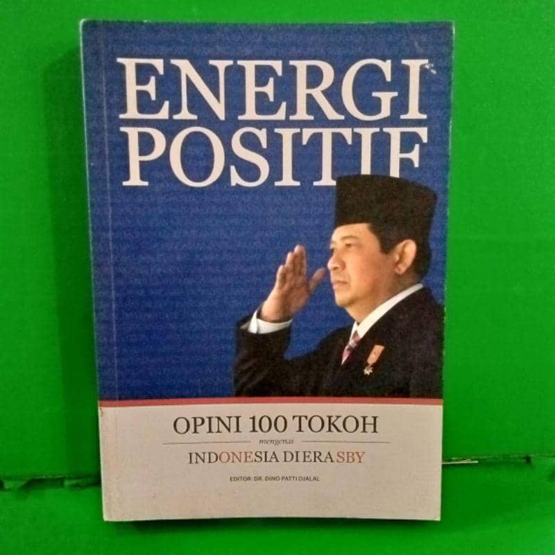 Cover buku "Energi Positif: Opini 100 Tokoh Mengenai Indonesia di Era SBY" (foto via Shopee/dafabookstore)