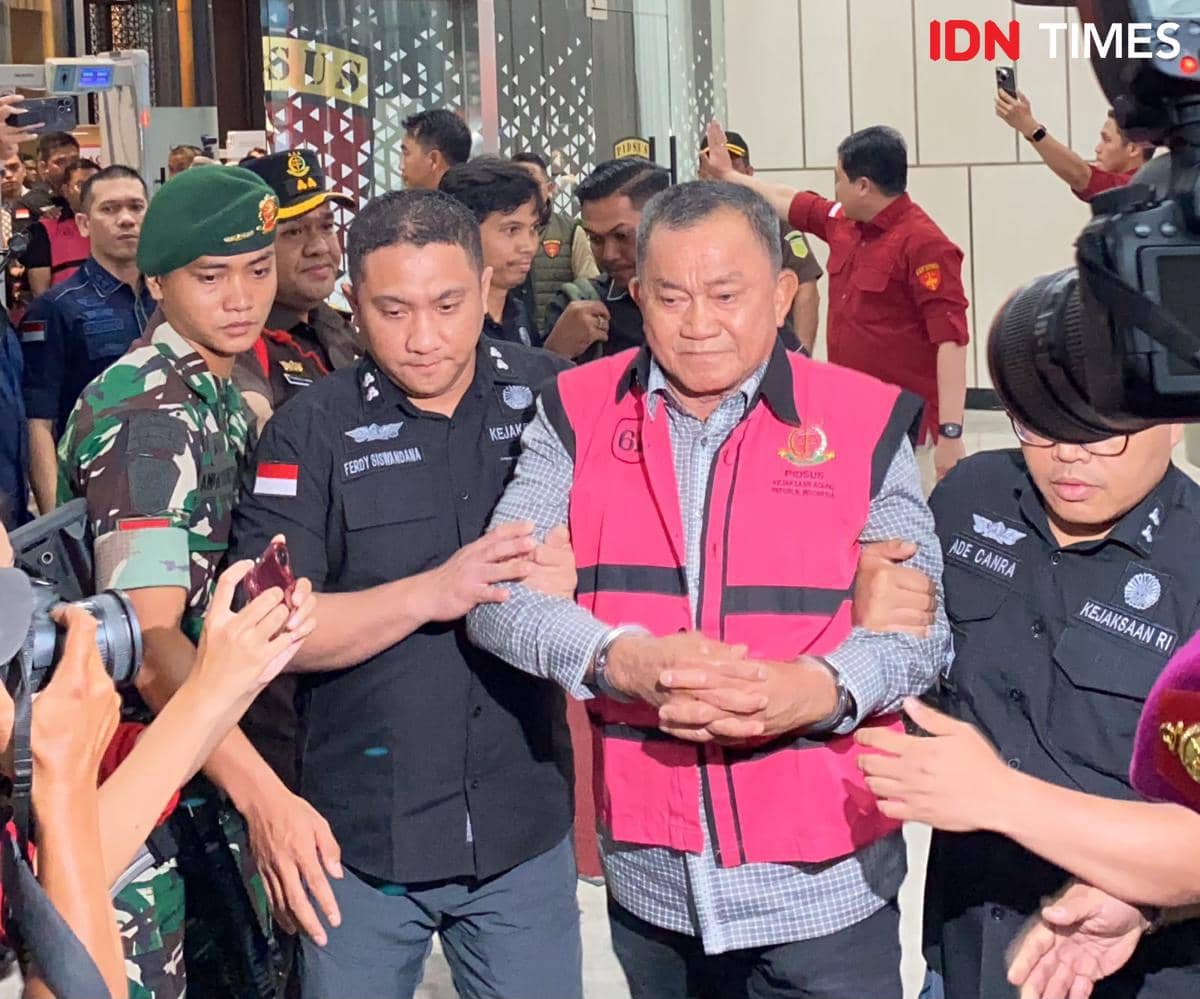 Nyanyian Lodewyk Pusung di Sidang Praperadilan Korupsi MBG