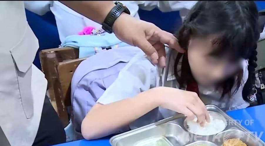Viral Dadan sentuh pipi siswi SD