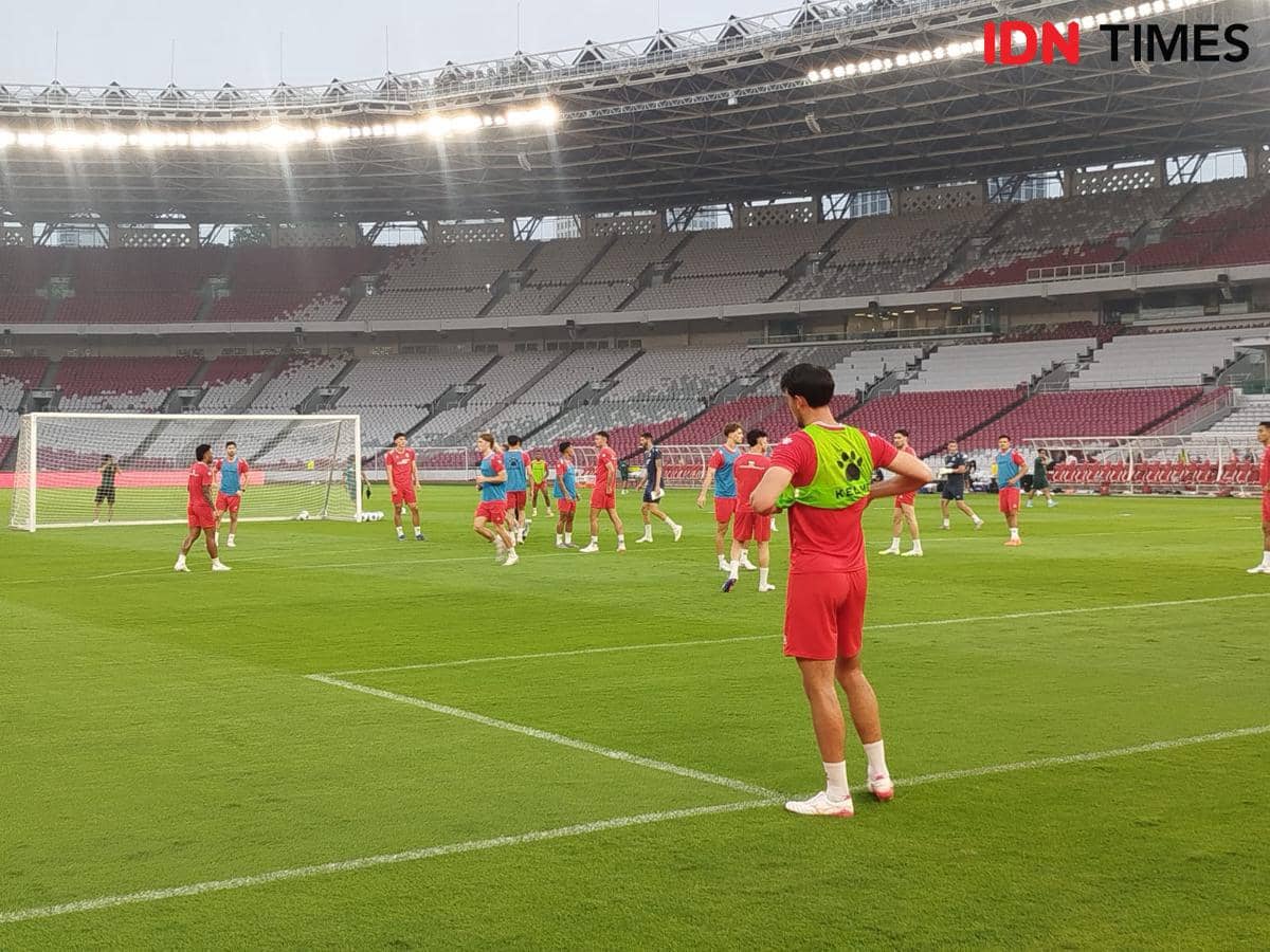 Sesi latihan Timnas Indonesia jelang lawan Oman. 