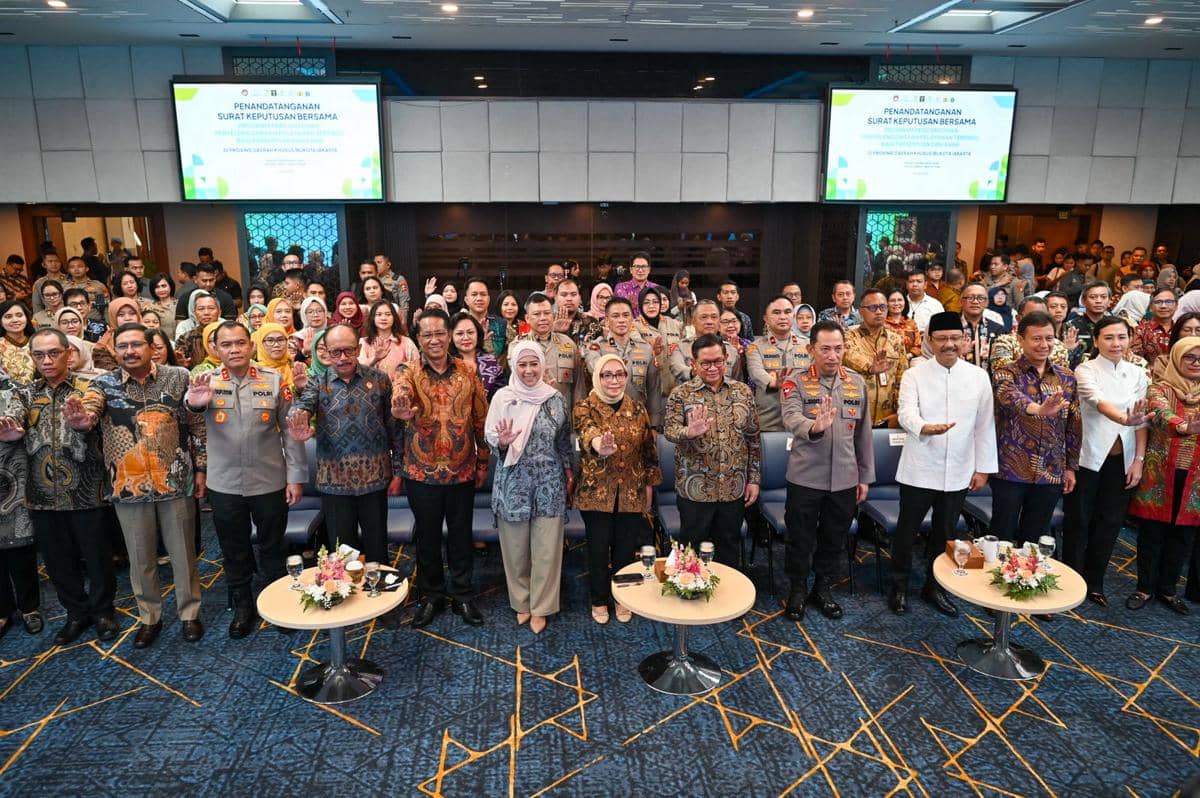 Pemerintah meluncurkan Program Percontohan Penyelenggaraan Pelayanan Terpadu bagi perempuan dan anak di Provinsi DKI Jakarta. 