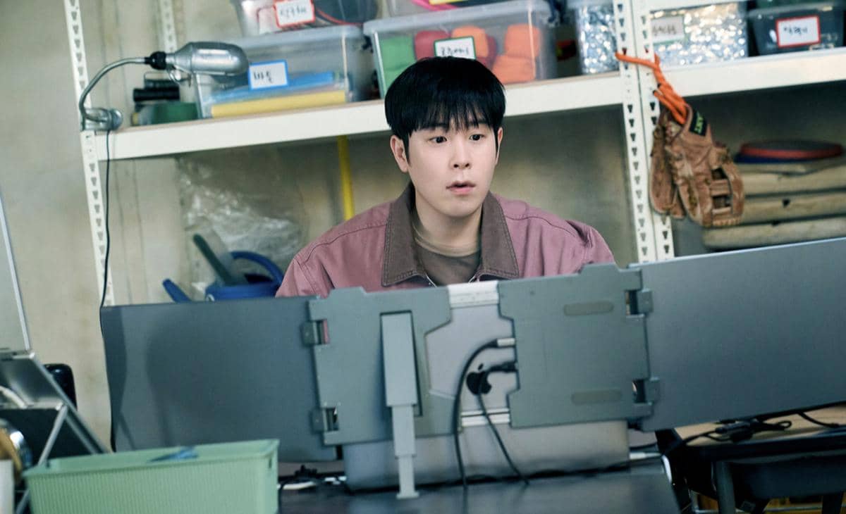Pyo Ji Hoon di Teach You a Lesson