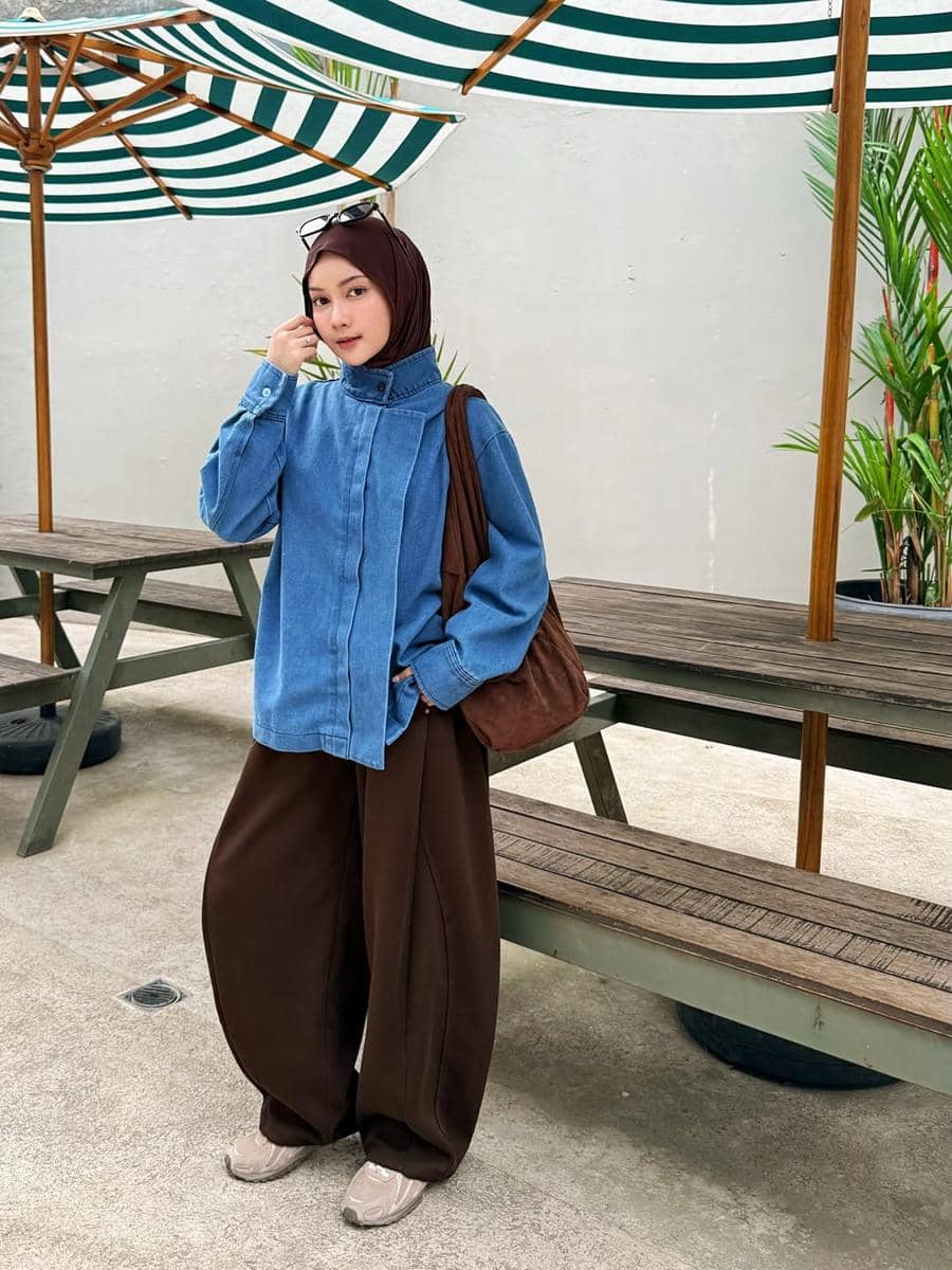 OOTD Pakai Sneakers ala Nabilah Lutfiah