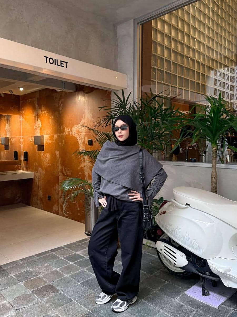 OOTD Pakai Sneakers ala Nabilah Lutfiah