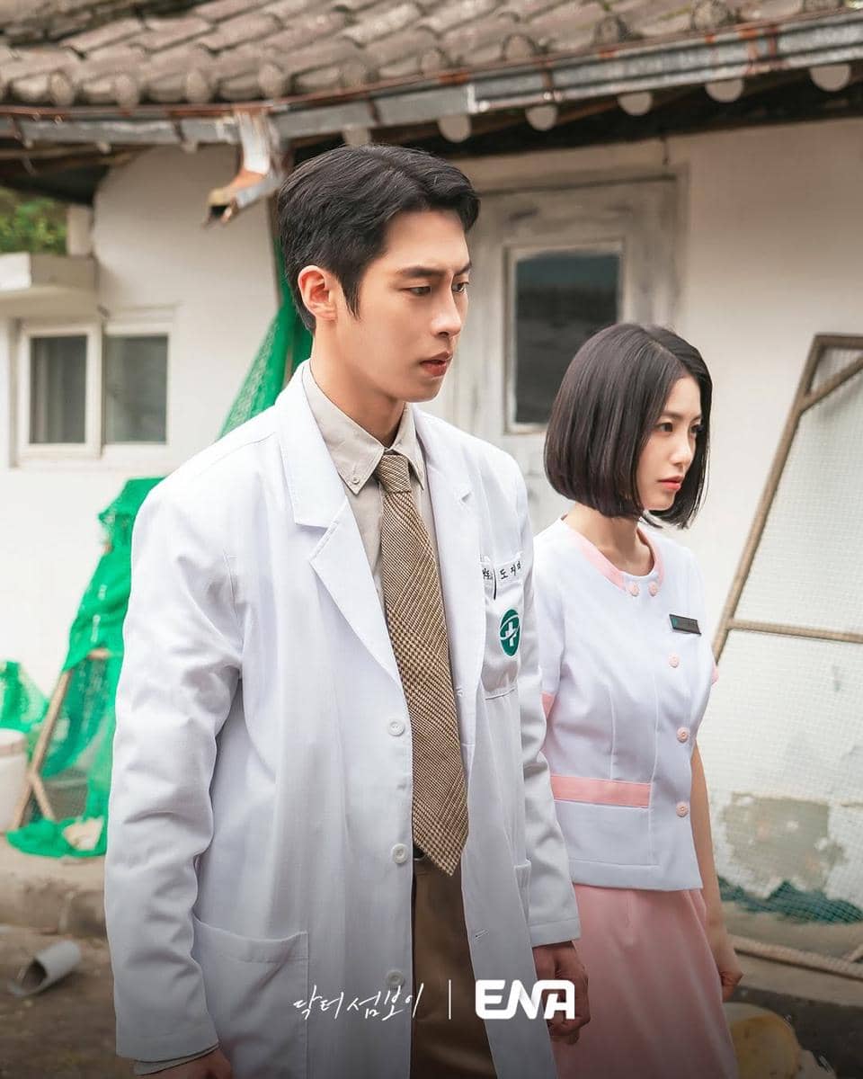 cuplikan drama Doctor On The Edge 
