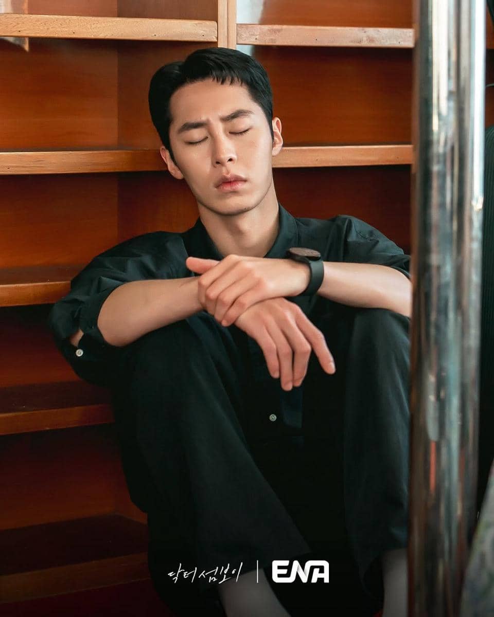 7 First Impression Do Ji Ui pada Pulau Pyeondong di Doctor On The Edge